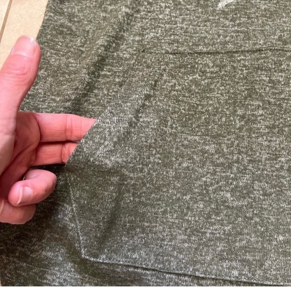 Grayson Threads long sleeve camo green hoodie. Size XXL - Picture 4 of 6